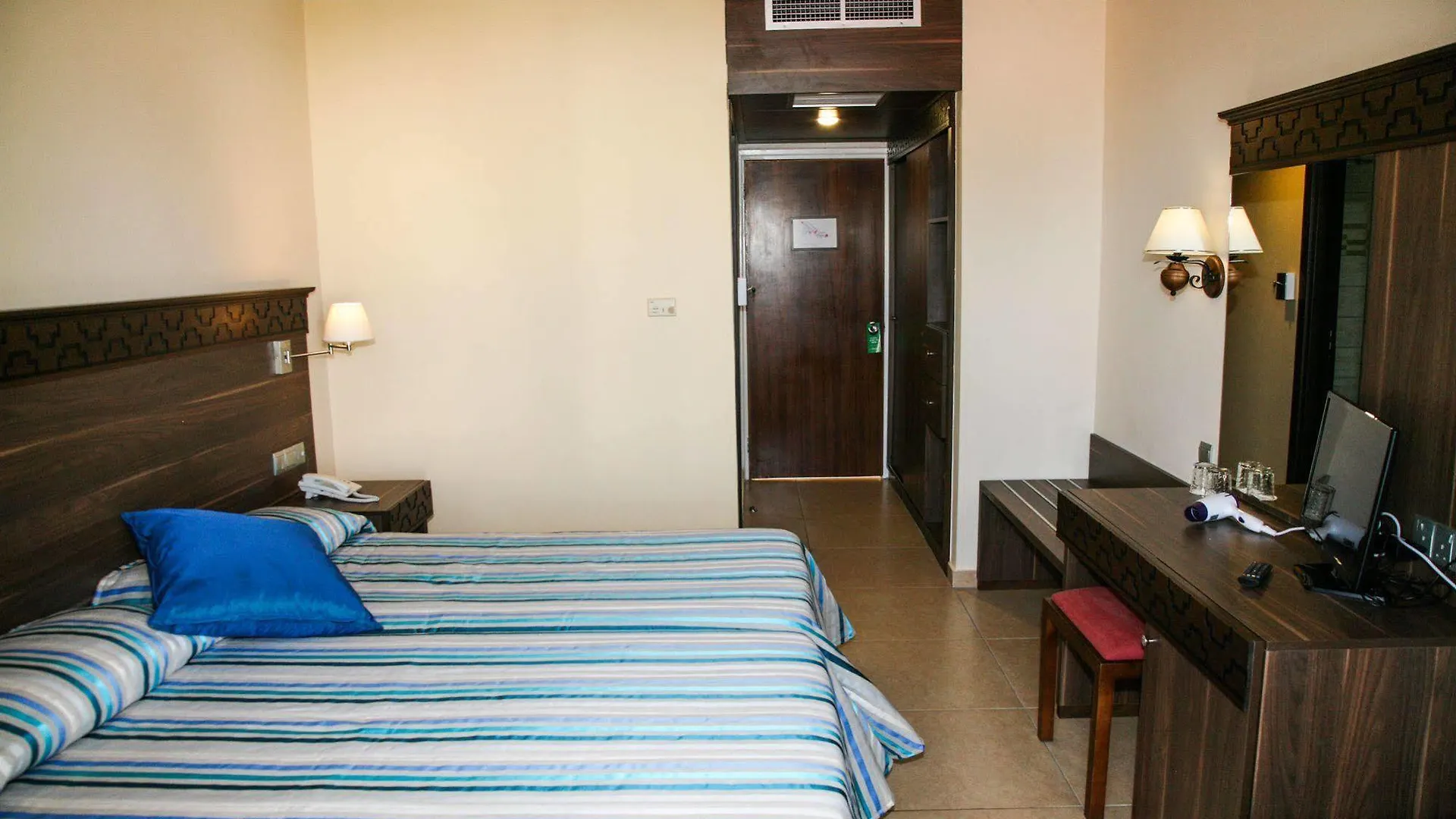 Anais Bay Hotel Protaras